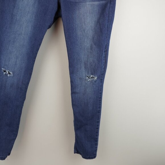 Democracy‎ "Ab"solution Tapered Leg Jeans Size 12 - Picture 2 of 8